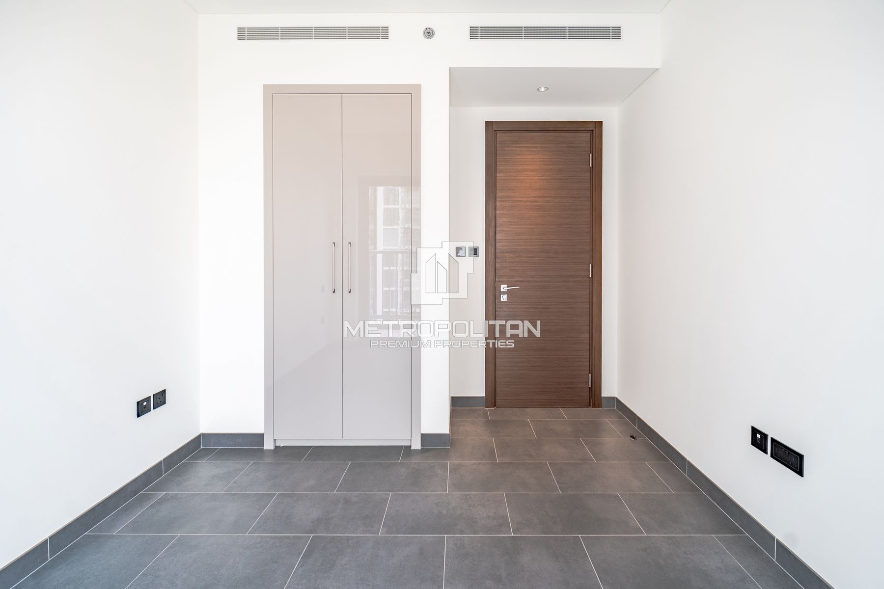 Image - The Crest, Mohammed Bin Rashid City, Дубай | Project - Апартаменты