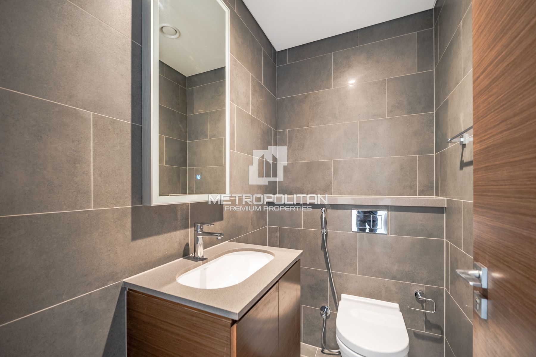 Image - The Crest, Mohammed Bin Rashid City, Дубай | Project - Апартаменты