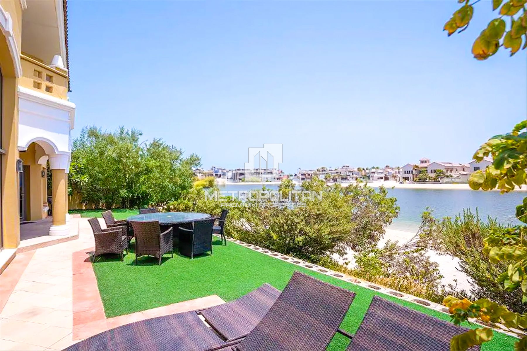 Image - Garden Homes Frond E, Palm Jumeirah, Dubai | Project - Villa