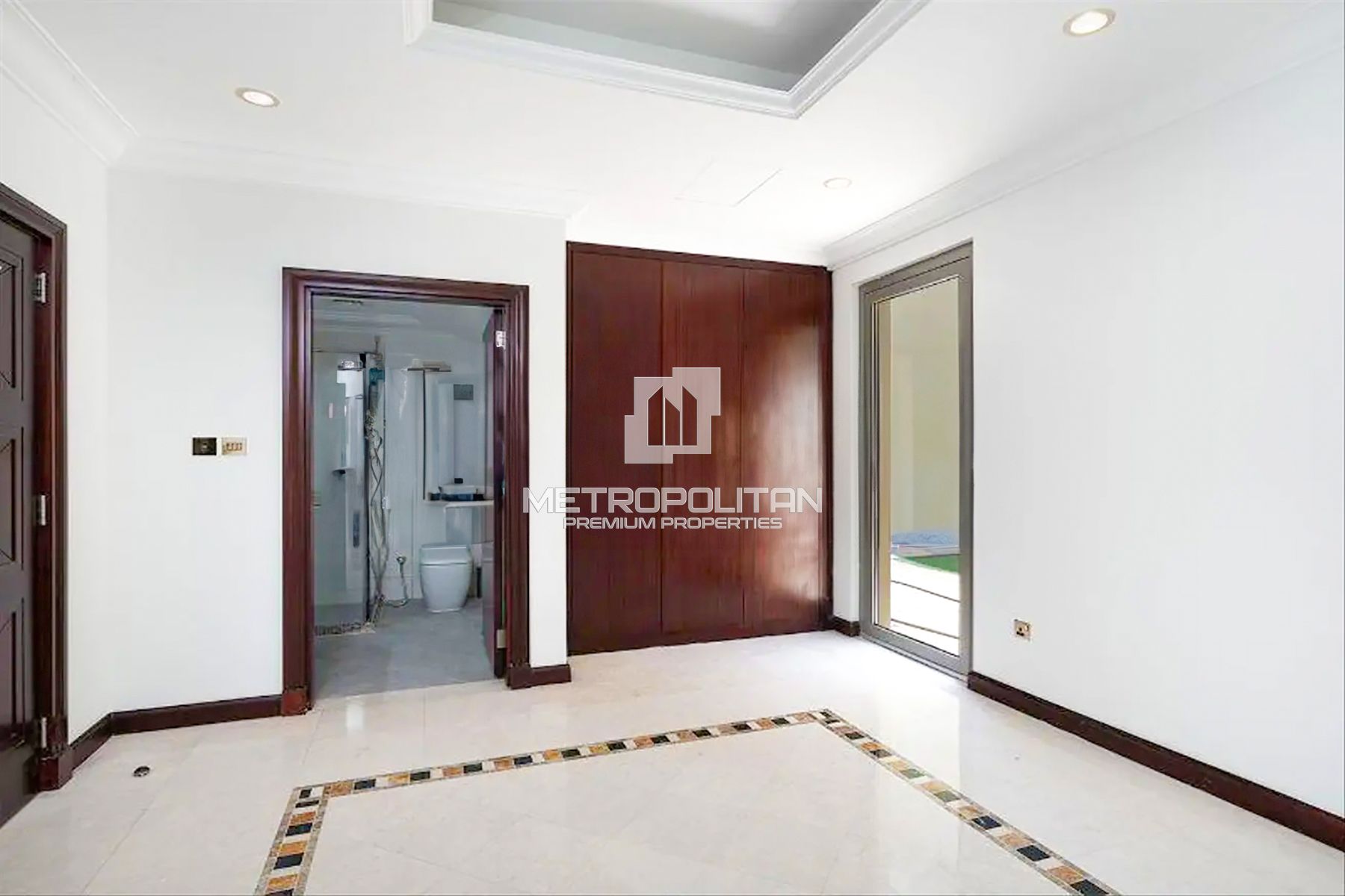 Image - Garden Homes Frond E, Palm Jumeirah, Dubai | Project - Villa
