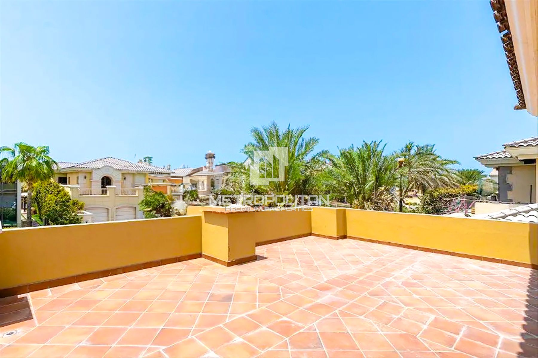 Image - Garden Homes Frond E, Palm Jumeirah, Dubai | Project - Villa