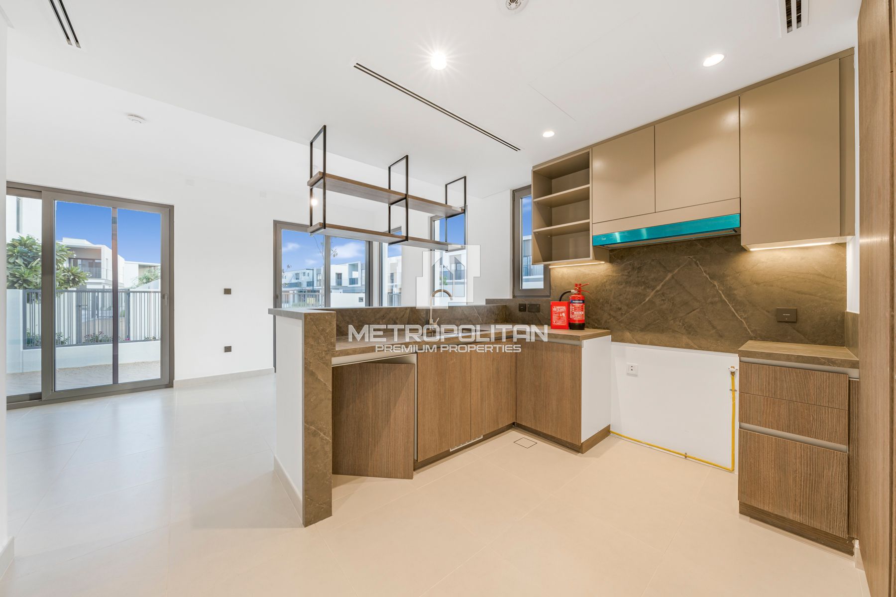 4BR Townhouse for Rent in Tilal Al Ghaf – MPR-7397 photo-9