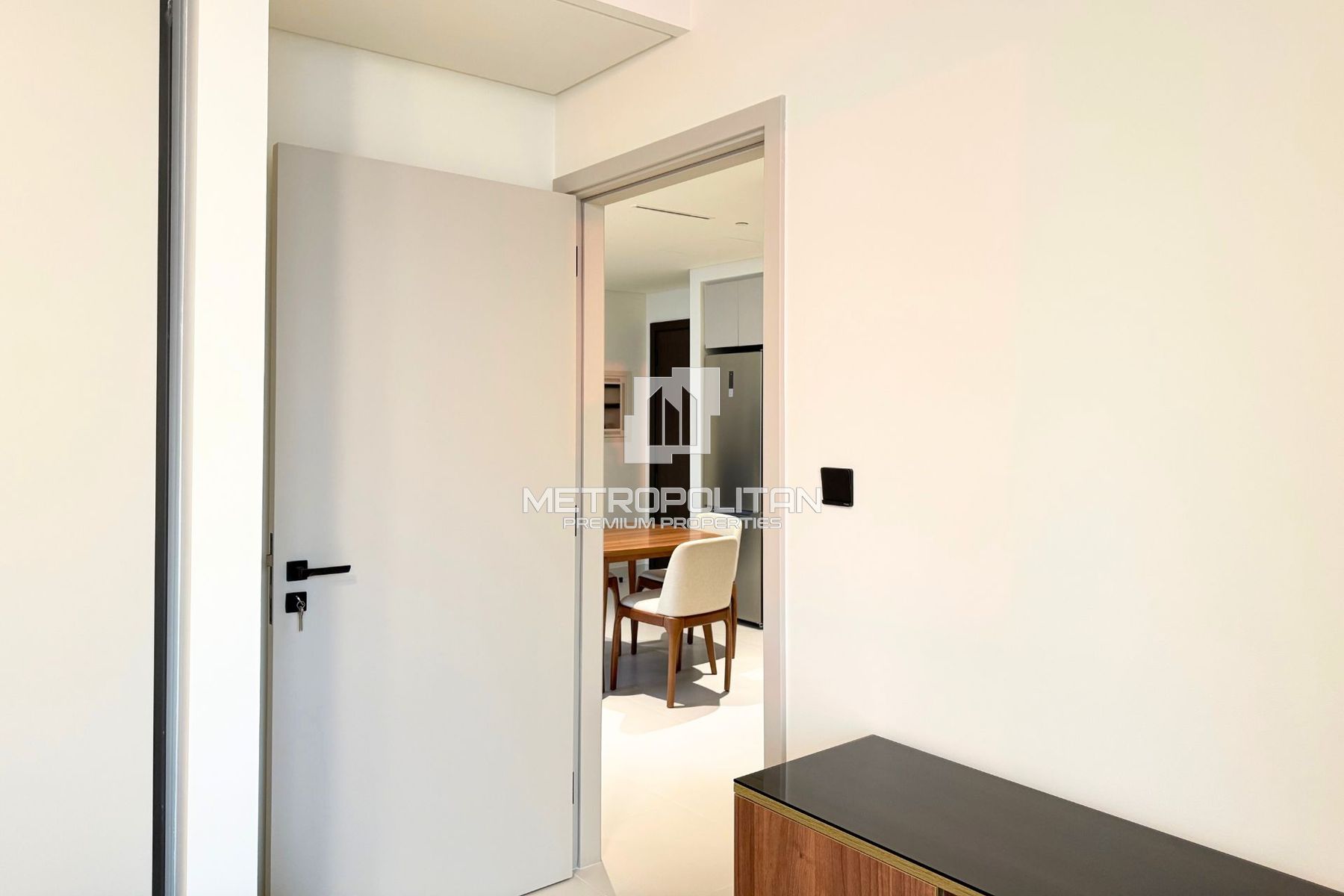 High Floor| Palm View| Multiple Cheques| Furnished