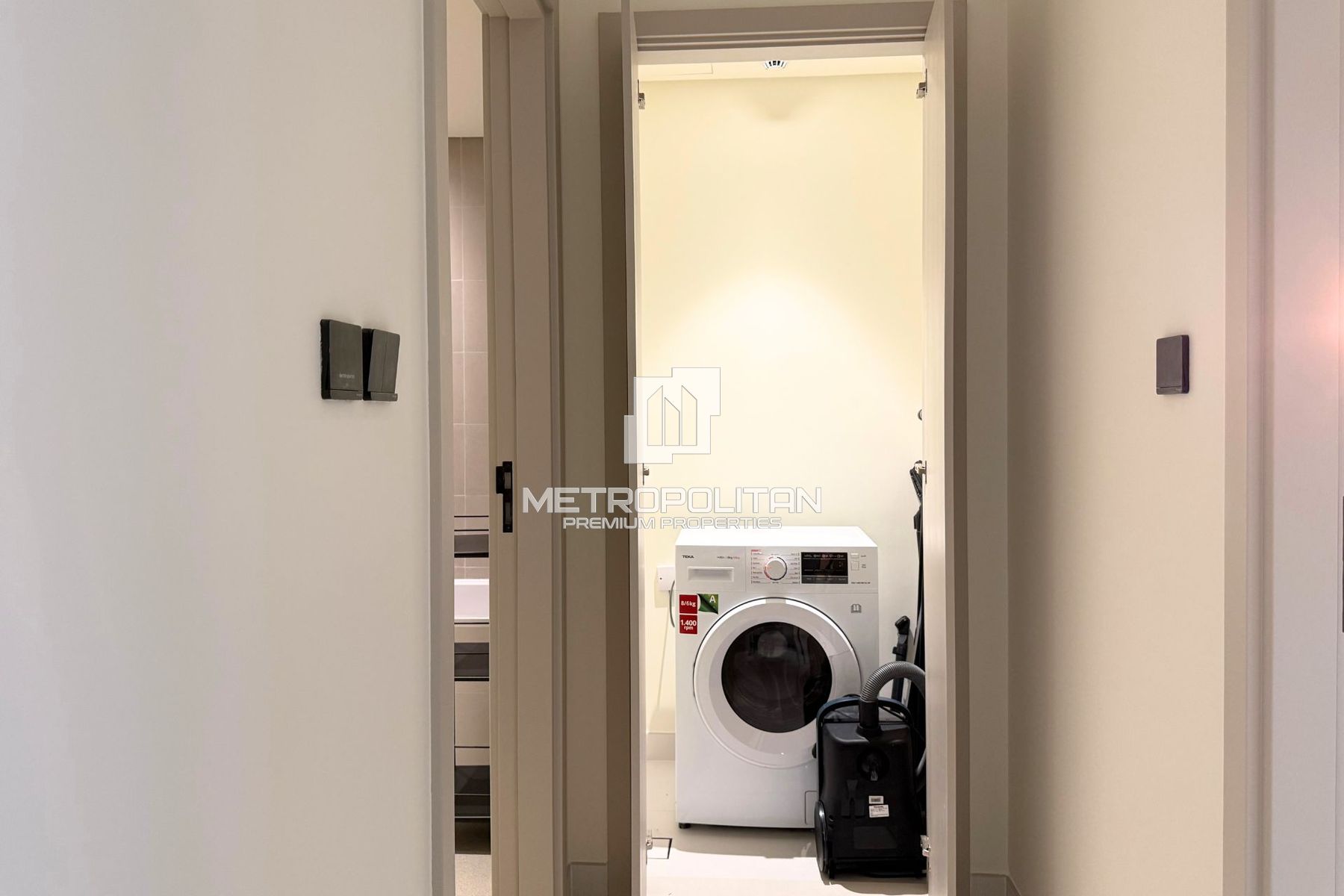 High Floor| Palm View| Multiple Cheques| Furnished