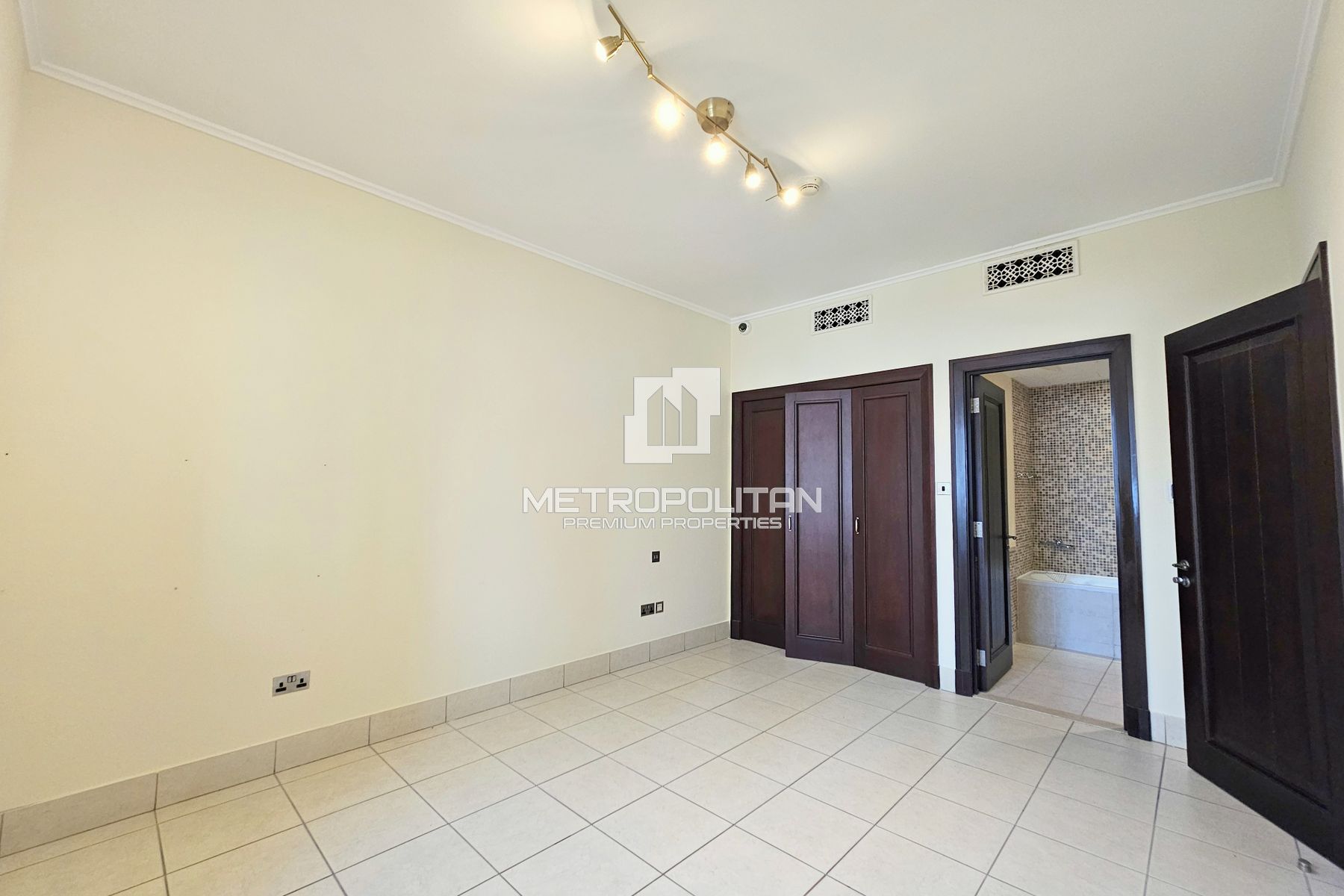 Image - Reehan 6, Old Town, Дубай | Project - Апартаменты