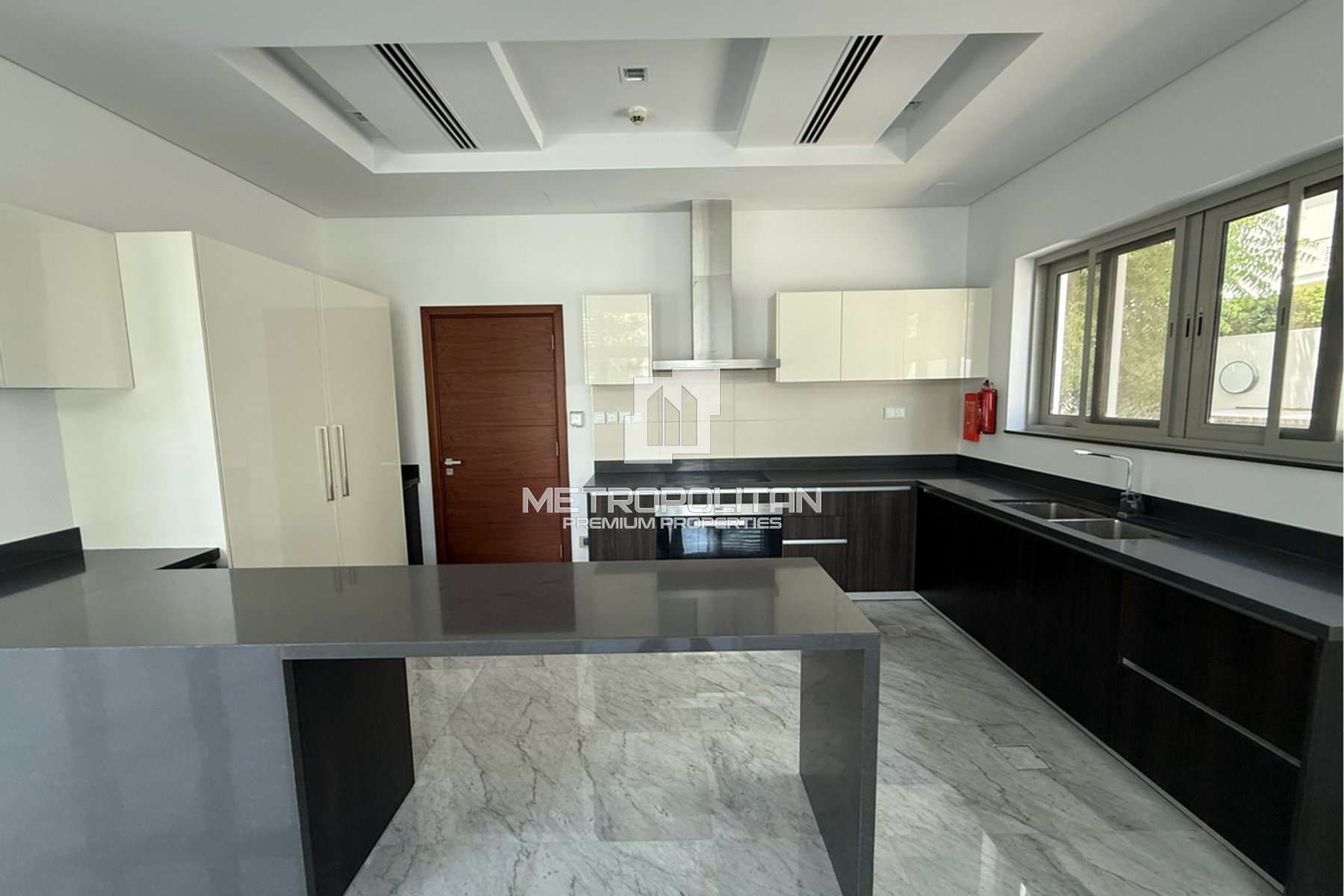 Image - District One Villas, Mohammed Bin Rashid City, Дубай | Project - Вилла