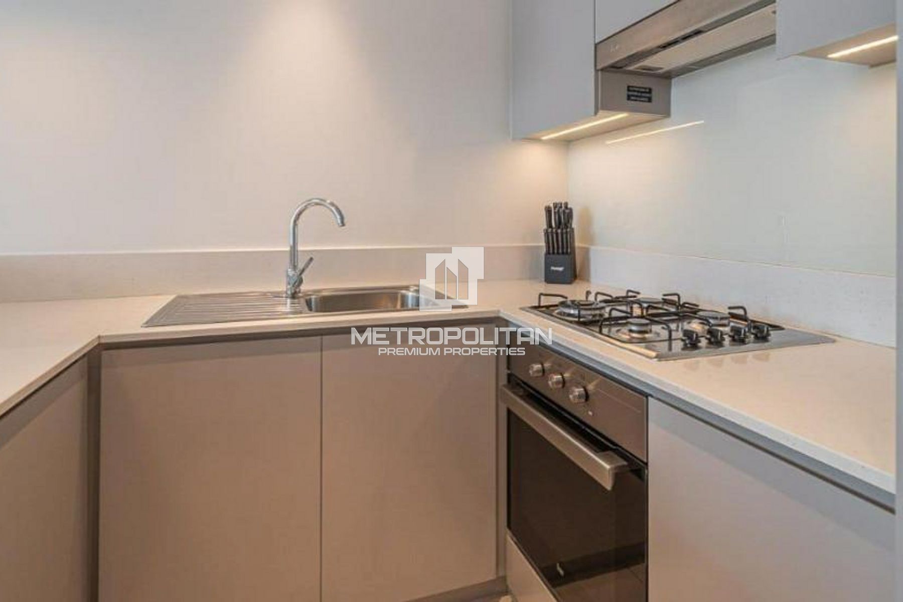 1BR Apartment for Rent in Downtown Dubai – MPR-7579 photo-5