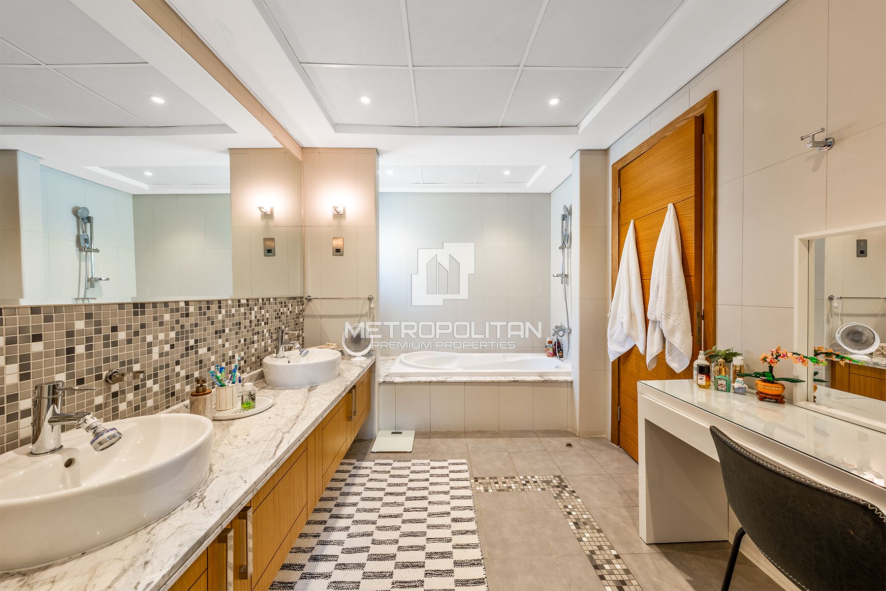 5BR Villa for Rent in Jumeirah Park – MPR-7584 photo-28