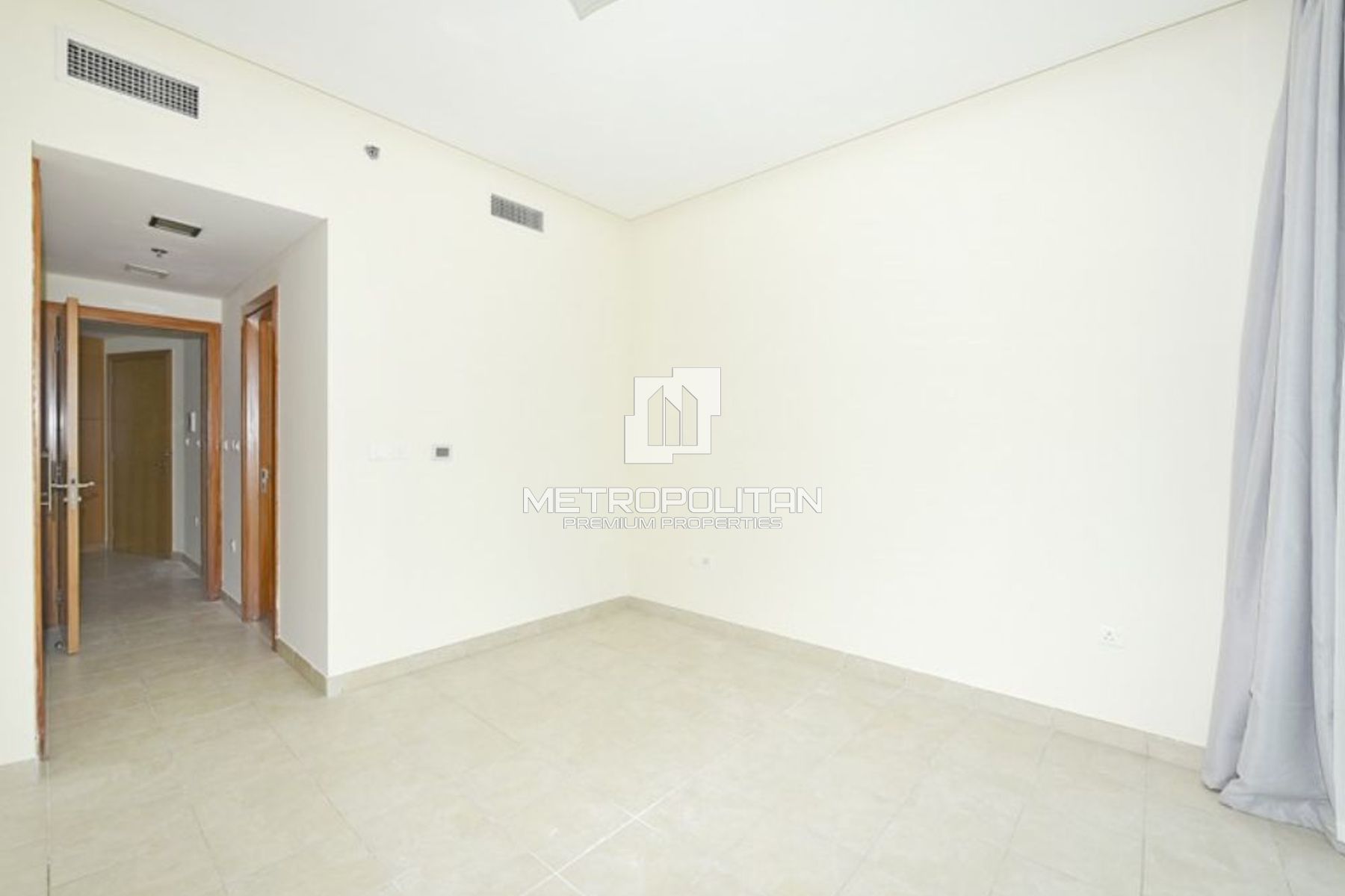 Large Unit | Park and Meadows View | Unfurnished