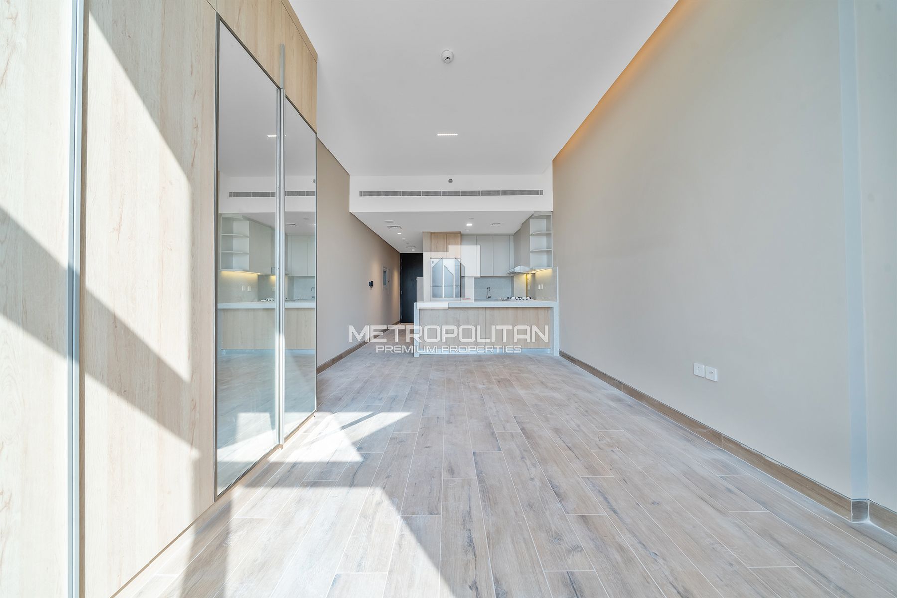 Studio-Apartment zur Miete in Living Legends – MPR-7782 photo-5
