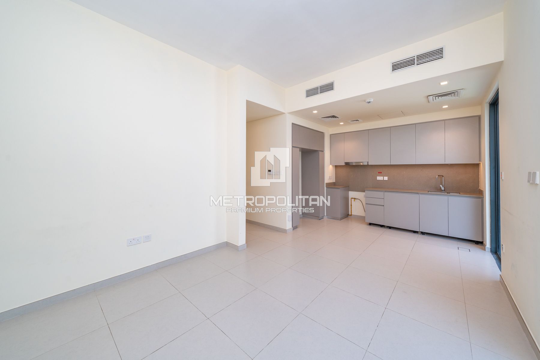 3-комнатная вилла в аренду в Dubai South (Dubai World Central) – MPR-7846 photo-1