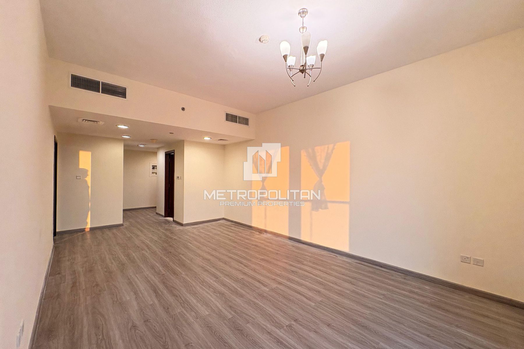 شقة بغرفة نوم واحدة للإيجار في الخليج التجاري – MPR-7850 photo-7