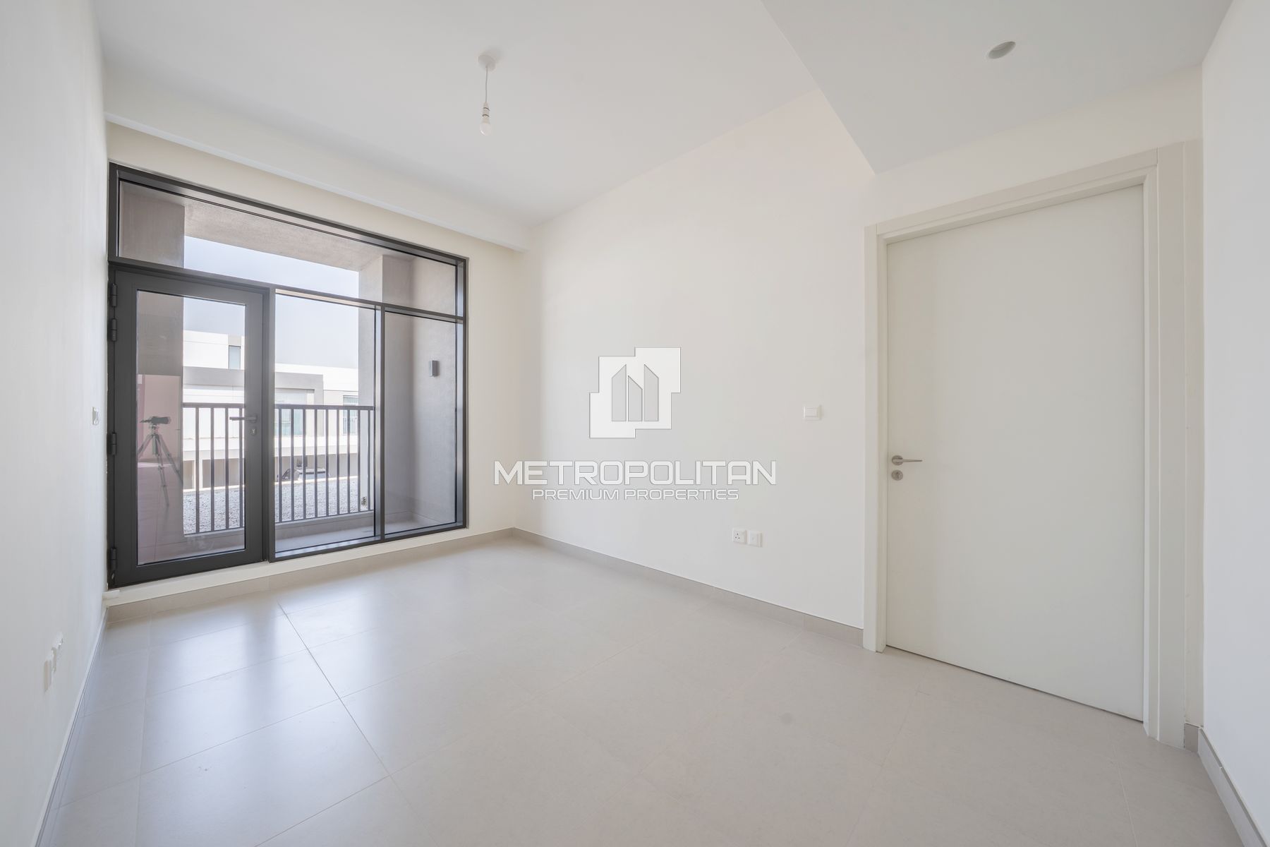 Spacious Layout | Modern | Great Community photo-18