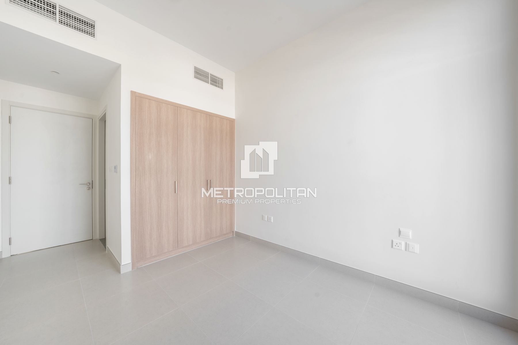 Spacious Layout | Modern | Great Community photo-19