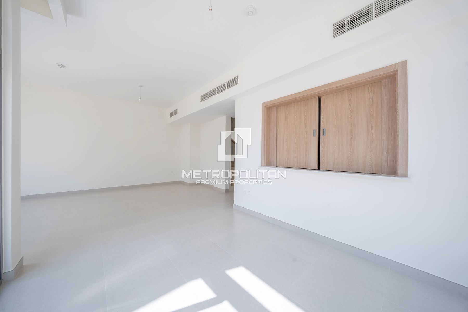 Spacious Layout | Modern | Great Community photo-21