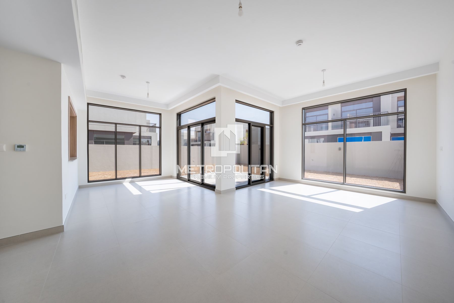 Spacious Layout | Modern | Great Community photo-23