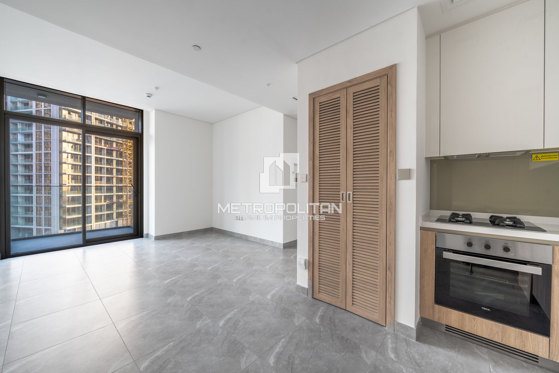 Unfurnished | Brand New | Burj Khalifa View photo-0