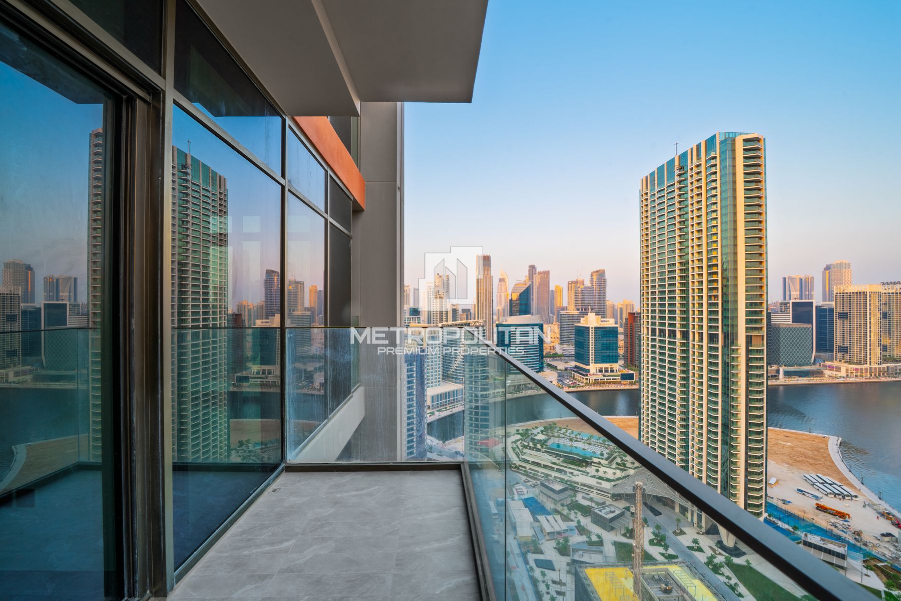 Unfurnished | Brand New | Burj Khalifa View photo-9