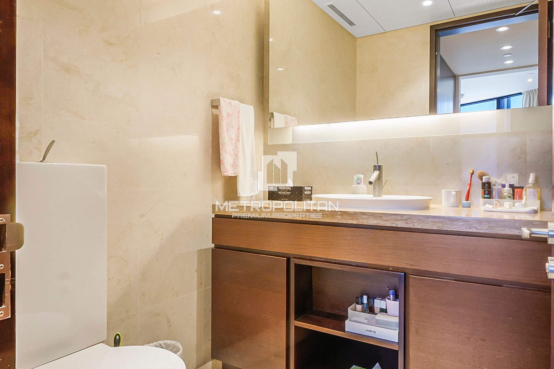 Image - Burj Khalifa Zone 2B, Downtown Dubai, Дубай | Project - Апартаменты