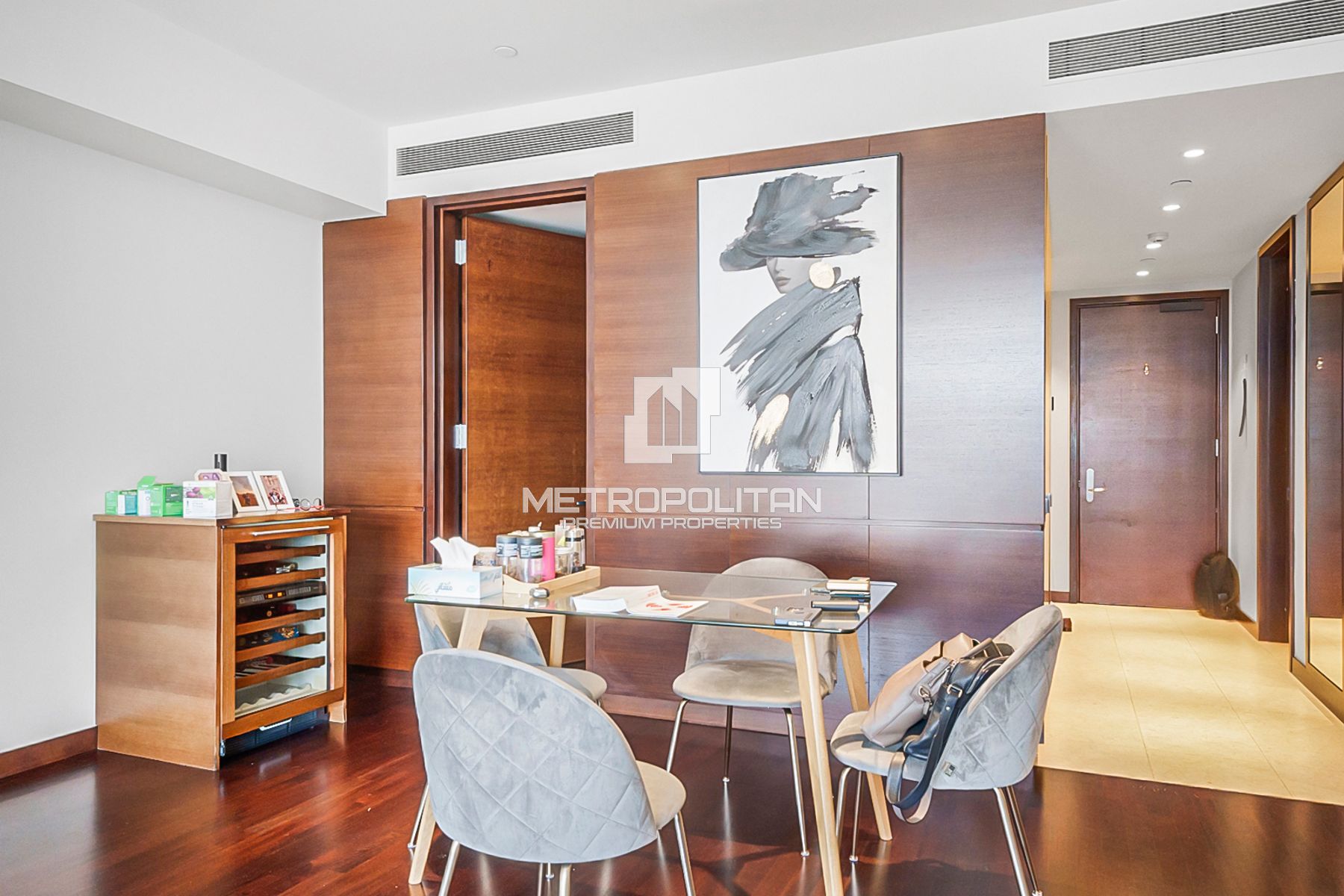 Image - Burj Khalifa Zone 2B, Downtown Dubai, Дубай | Project - Апартаменты