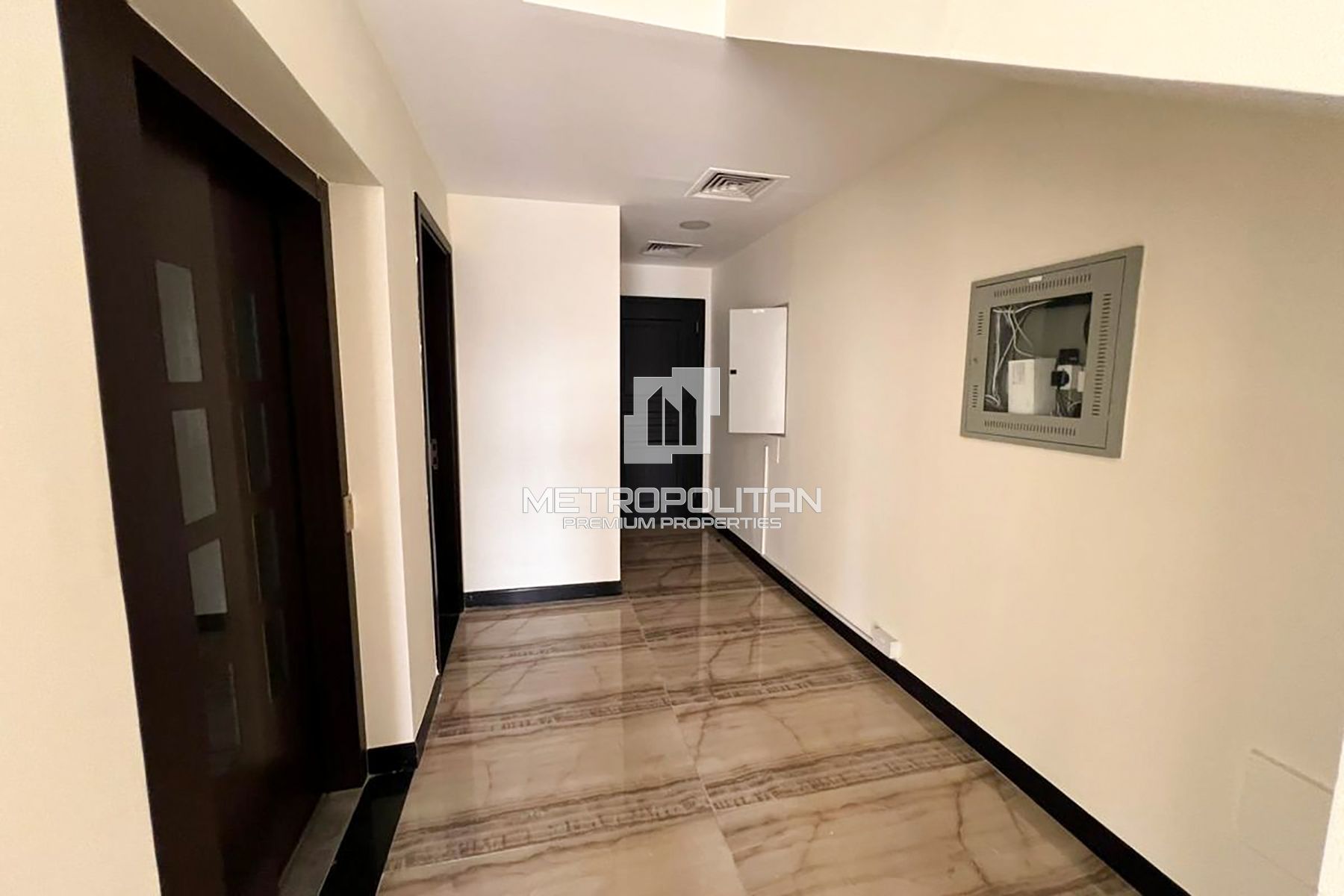4BR Stadthaus zur Miete in Jumeirah Village Circle – MPR-8013 photo-9