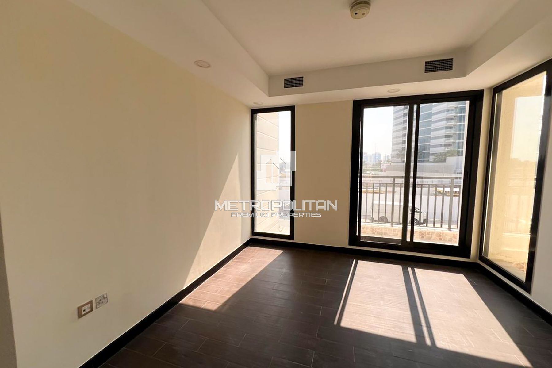 4BR Stadthaus zur Miete in Jumeirah Village Circle – MPR-8013 photo-11