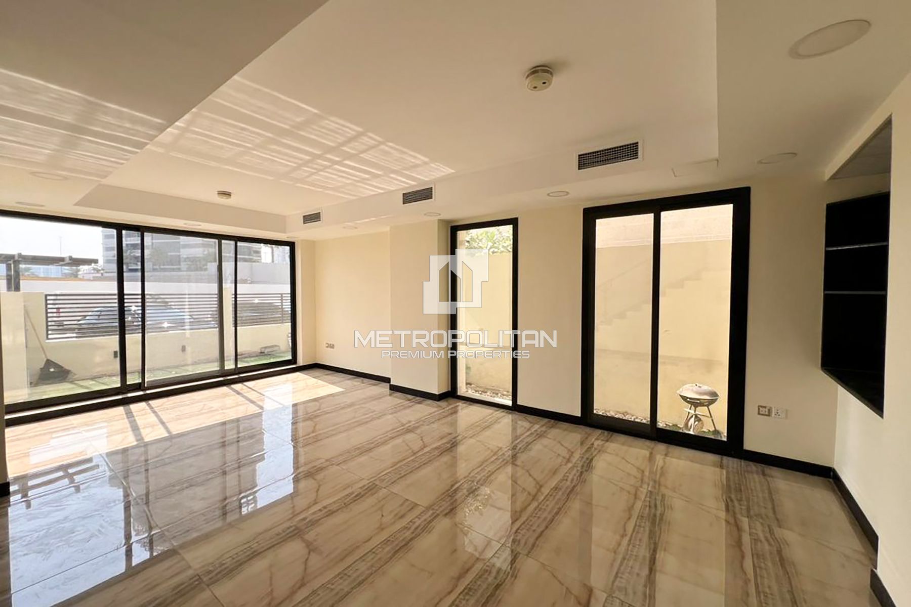 4BR Stadthaus zur Miete in Jumeirah Village Circle – MPR-8013 photo-7