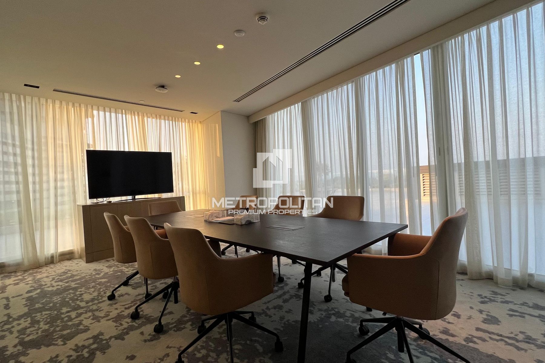 Image - Avani Palm View Hotel & Suites, Dubai Media City, Дубай | Project - Офис