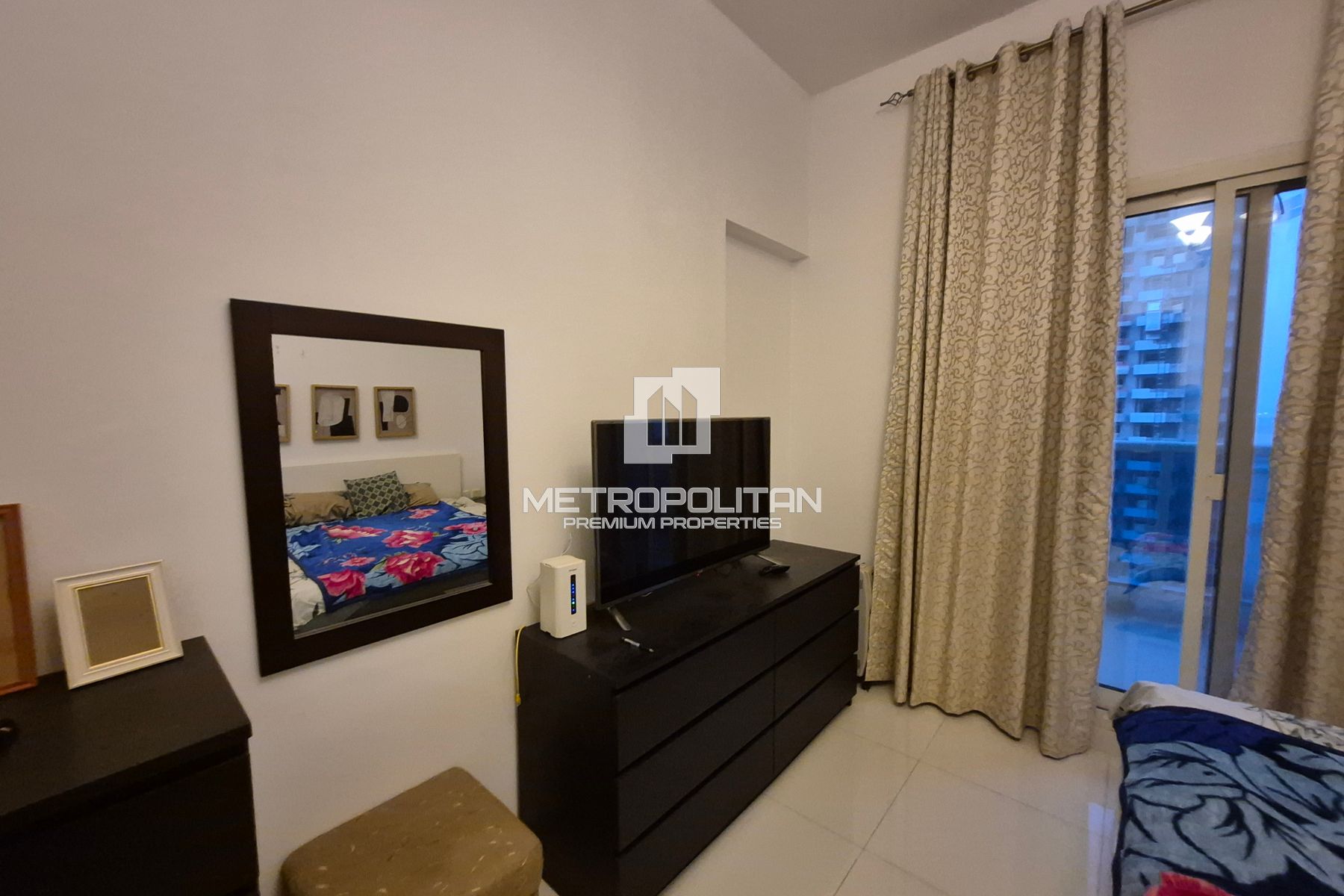 迪拜体育城1卧室公寓出租 – MPR-8028 photo-1