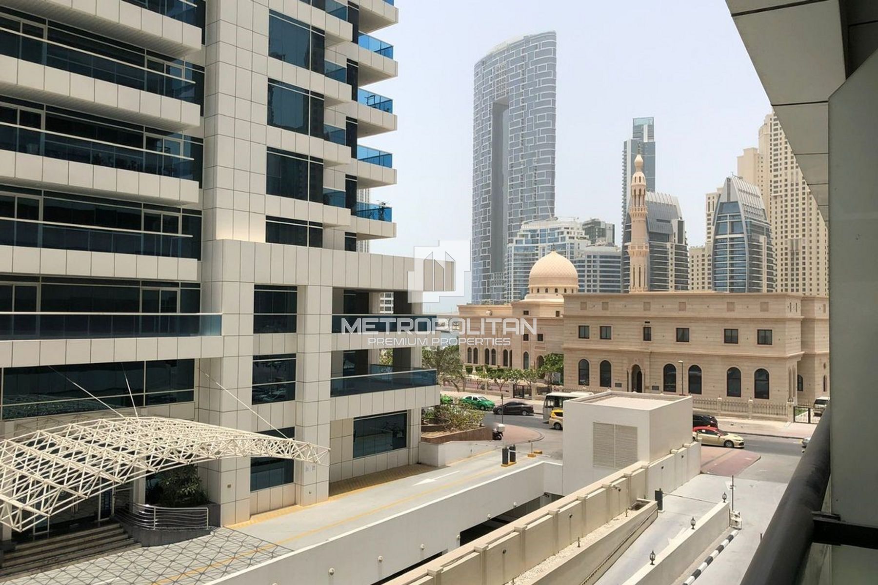 Fully Furnished | Vacant | Well Maintained photo-4