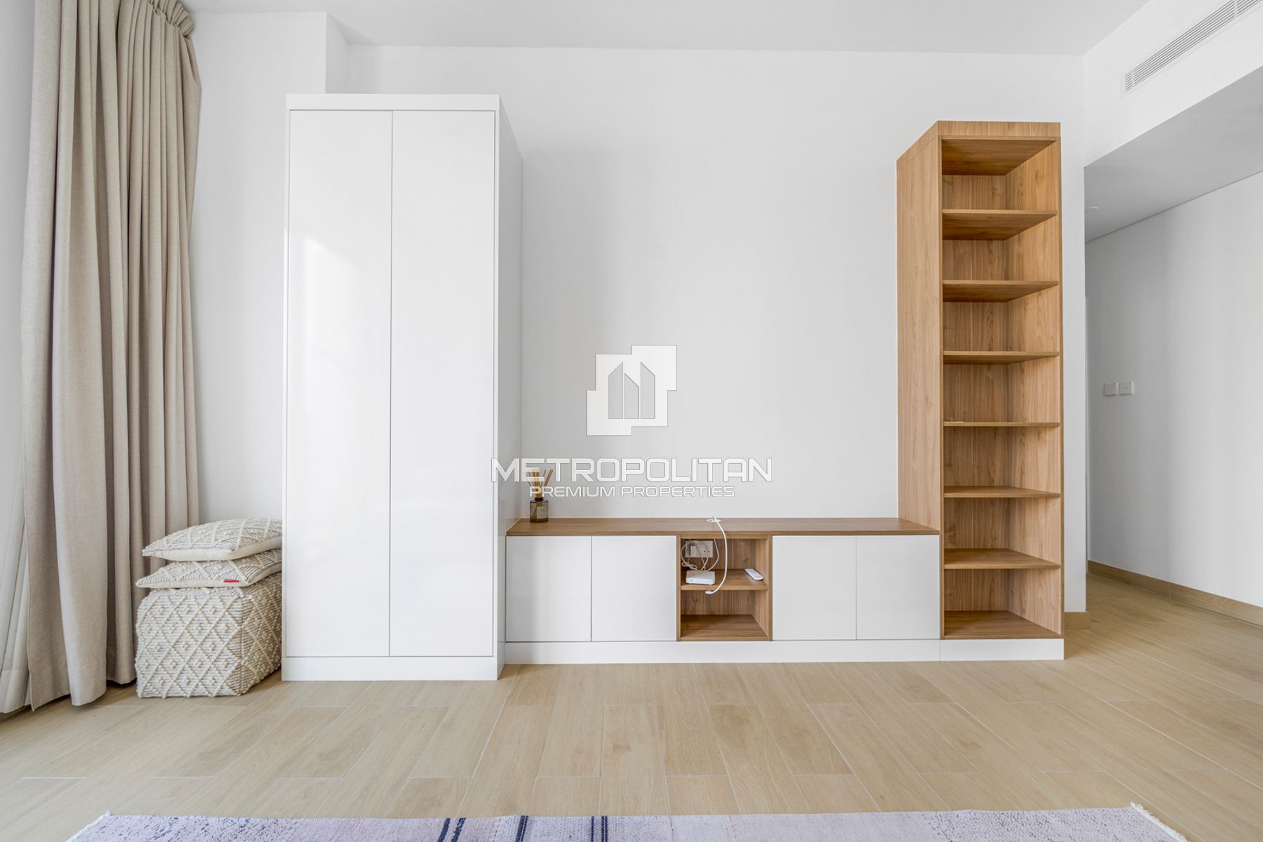 Image - La Rive, Jumeirah, Dubai | Project - Apartment