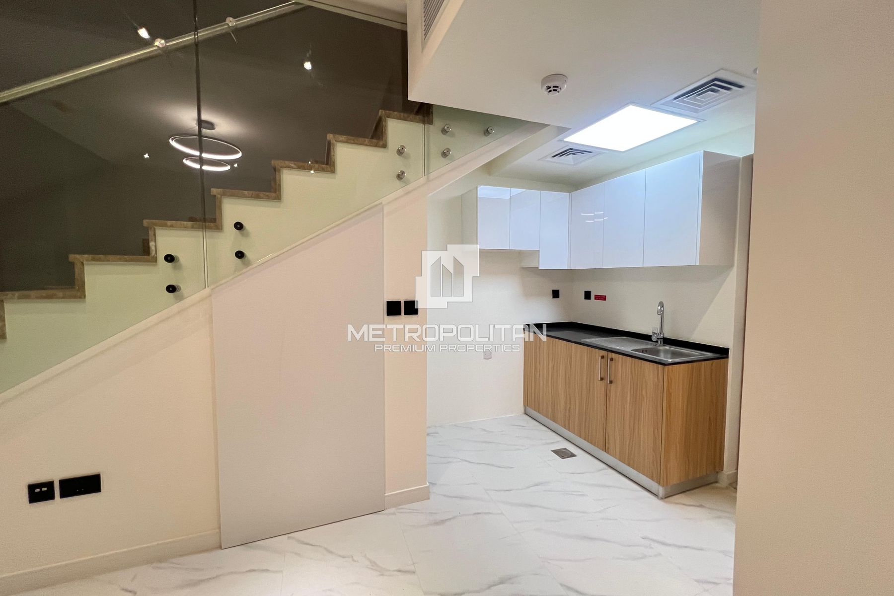 Vacant | Unfurnished | Vibrant Community photo-0