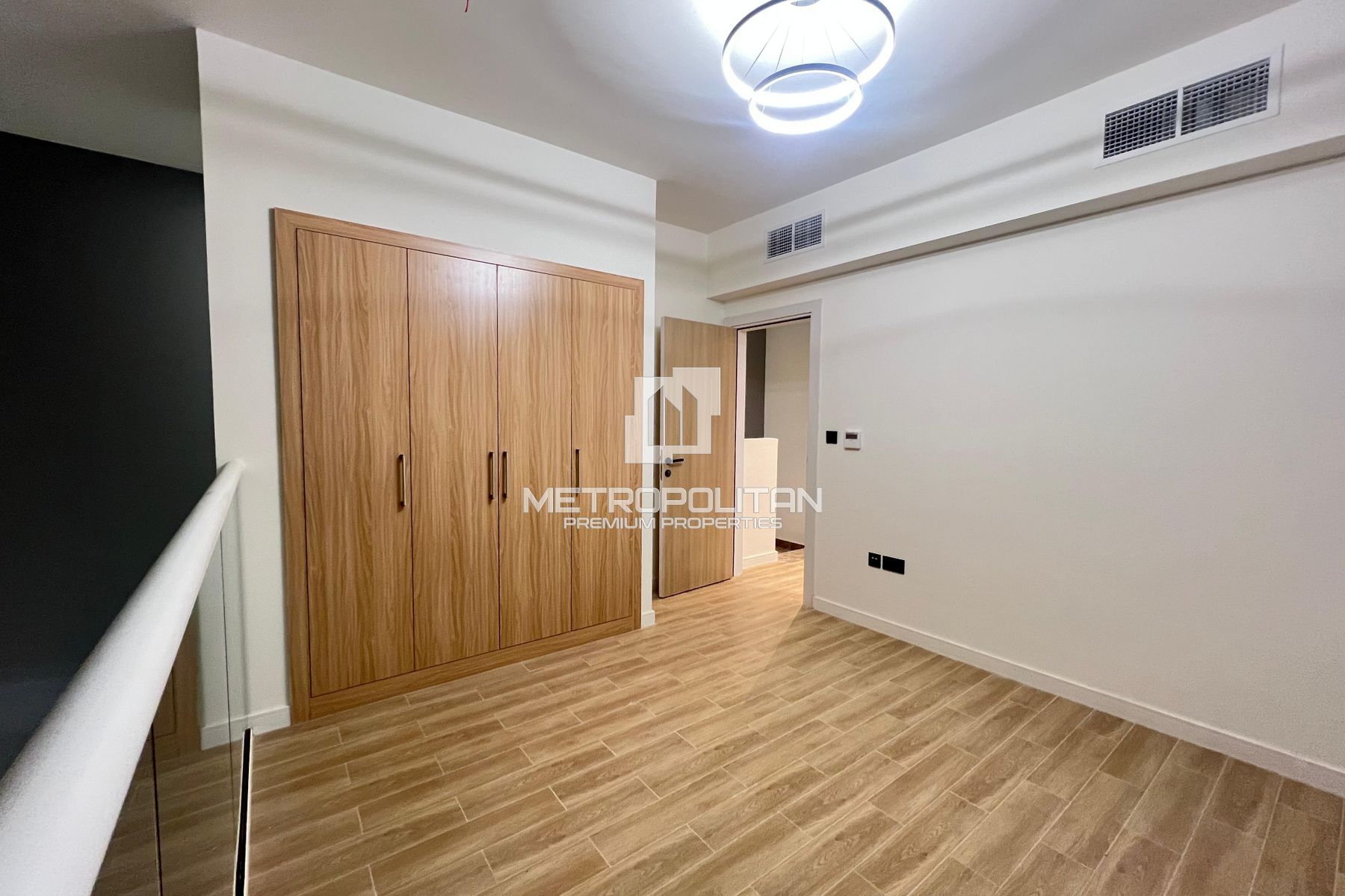 Vacant | Unfurnished | Vibrant Community photo-1