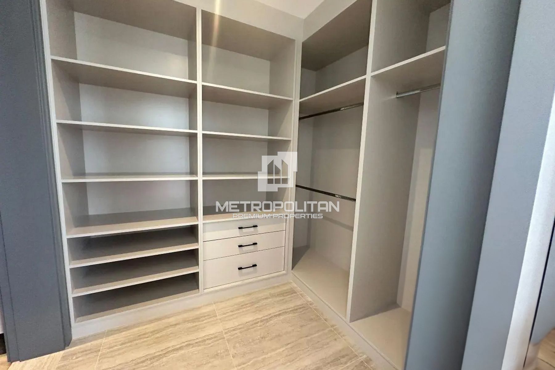 Frontline | Ready for Viewing | Negotiable photo-12