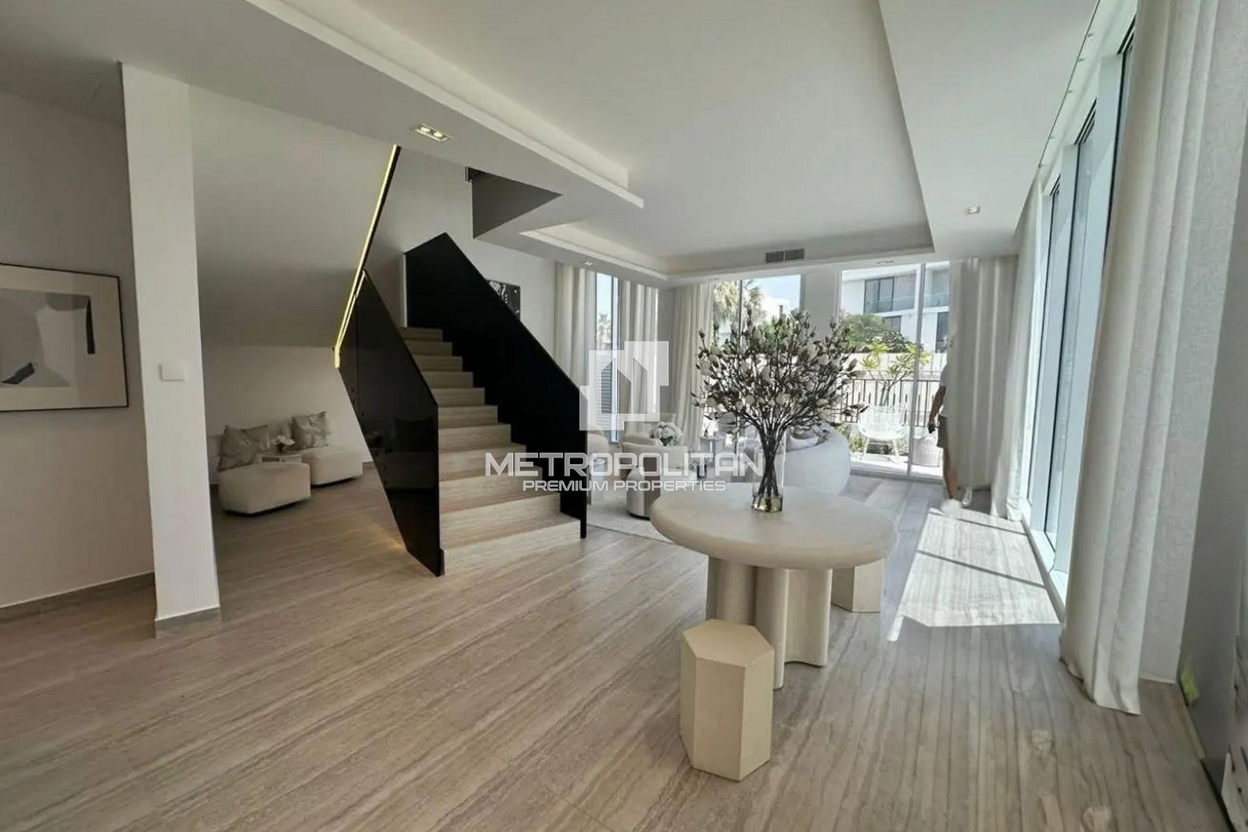 Frontline | Ready for Viewing | Negotiable photo-13