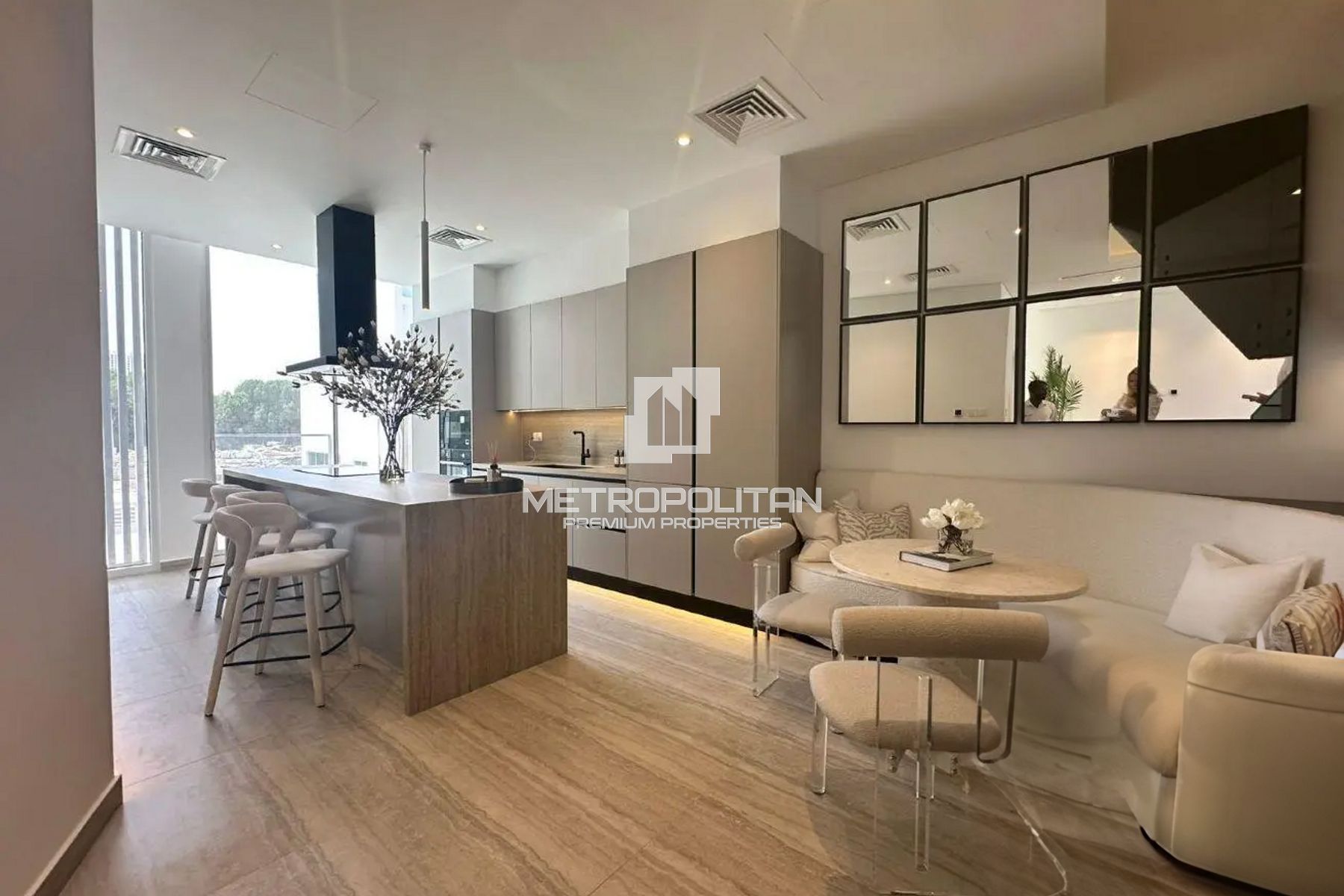 Frontline | Ready for Viewing | Negotiable photo-3