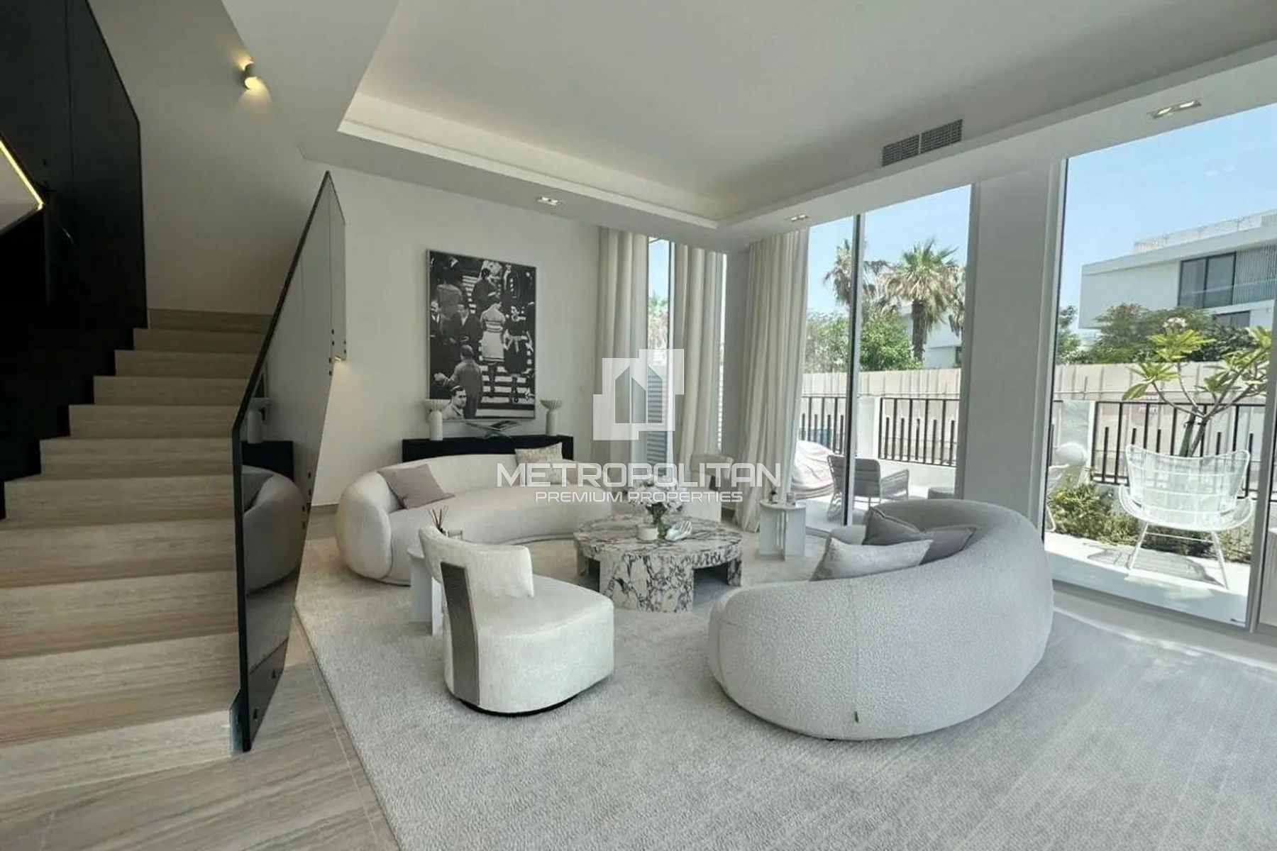 Frontline | Ready for Viewing | Negotiable photo-5