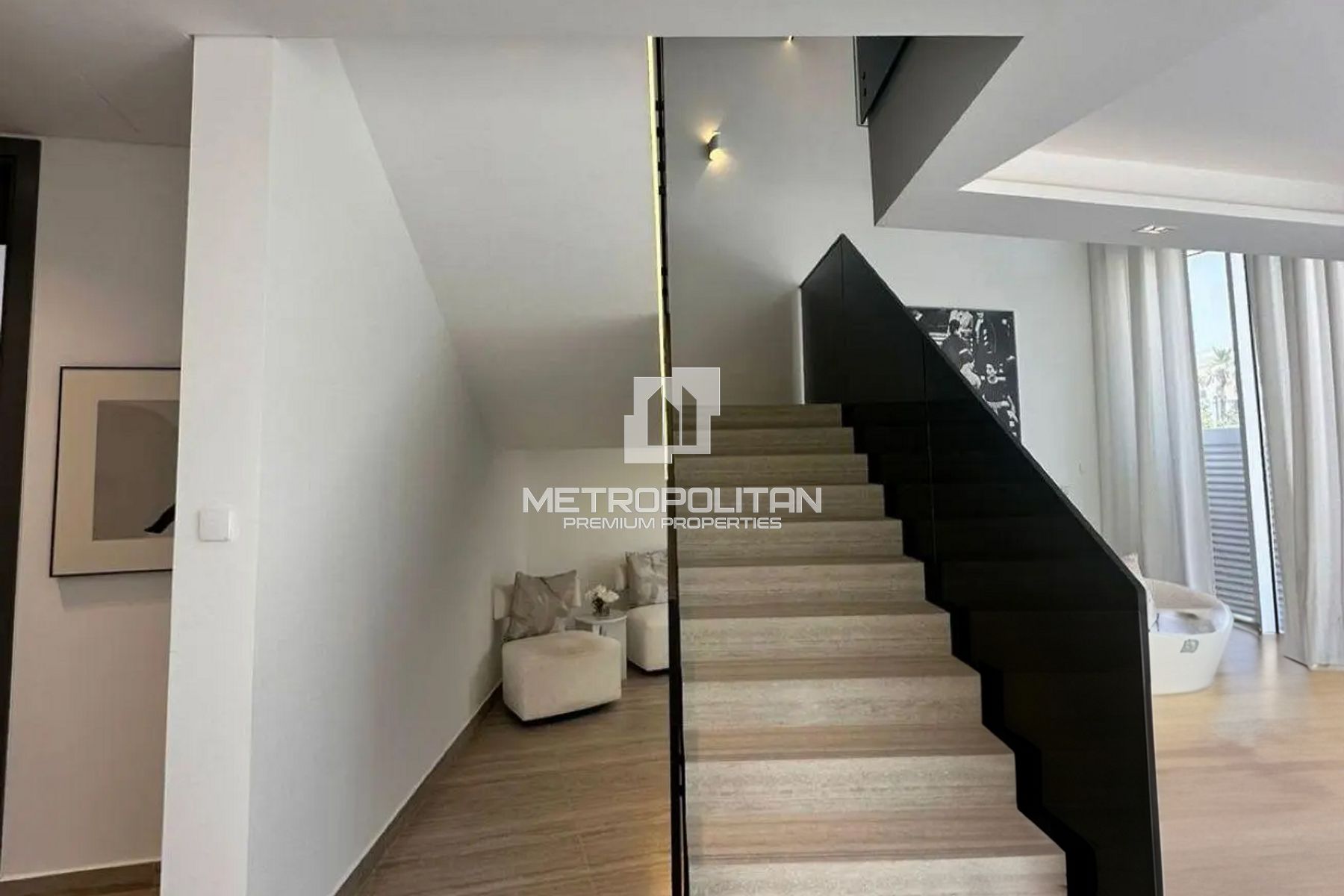 Frontline | Ready for Viewing | Negotiable photo-6