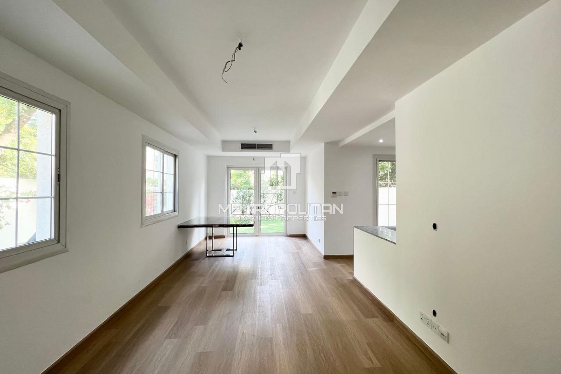 فيلا بغرفتي نوم للإيجار في ذا سبرينغز – MPR-8138