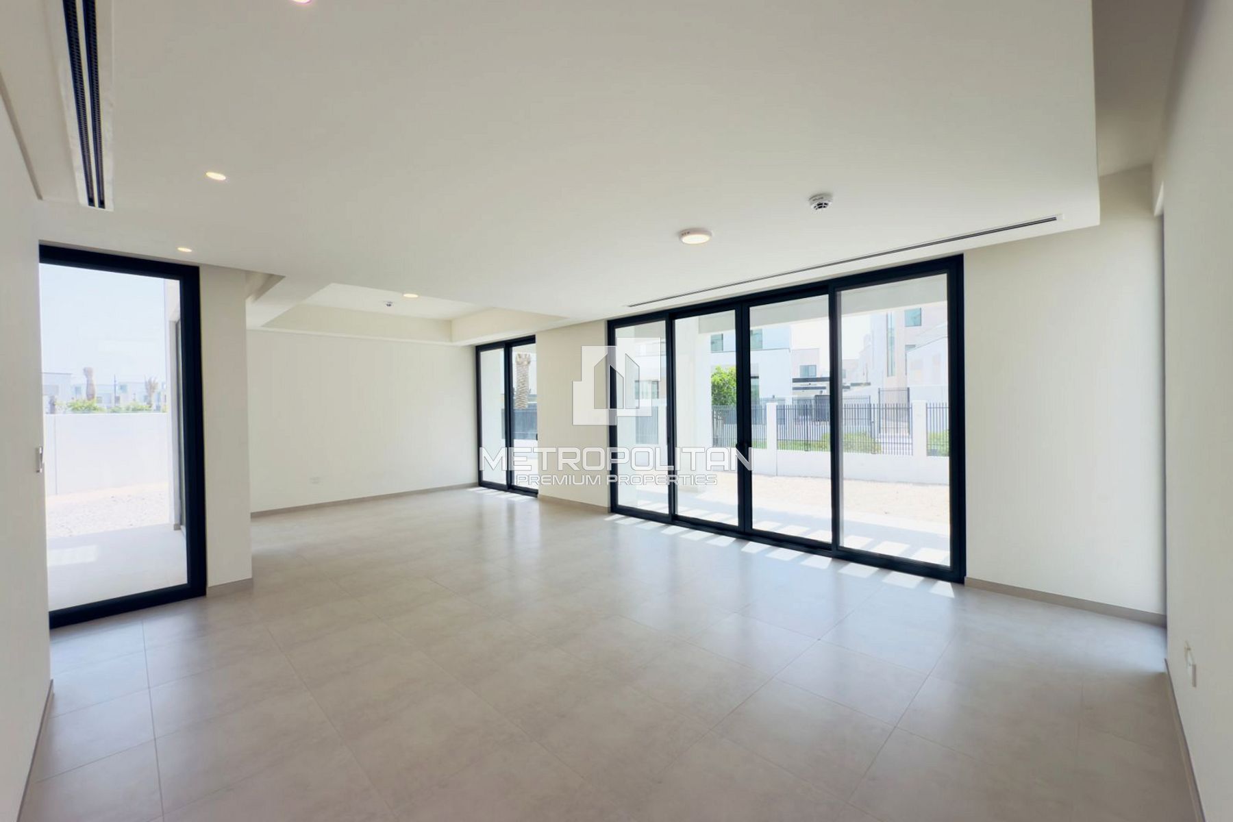 4BR Villa zur Miete in Arabian Ranches 3 – MPR-8141 photo-4