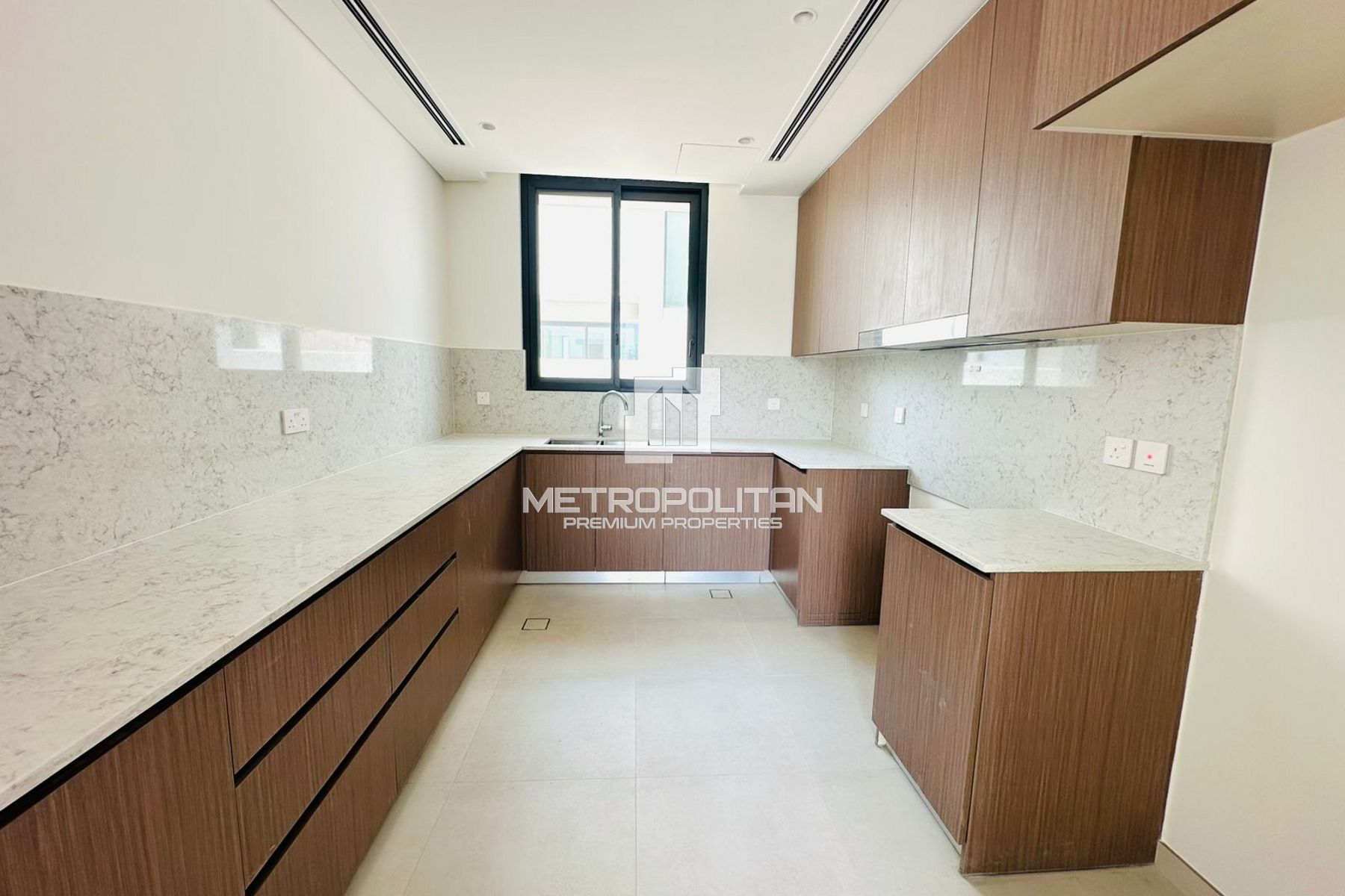 4BR Villa zur Miete in Arabian Ranches 3 – MPR-8141 photo-5