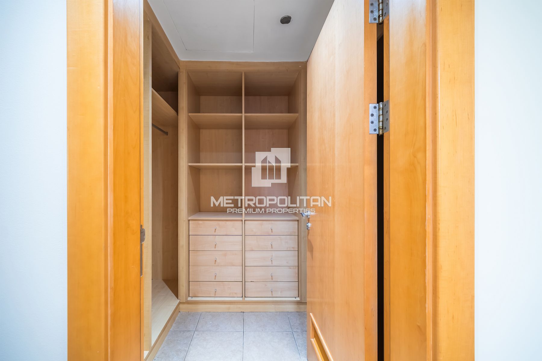 Image - Al Hamri, Palm Jumeirah, Дубай | Project - Апартаменты