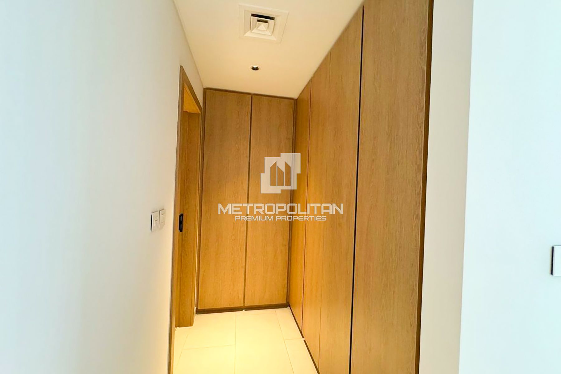 شقة غرفة نوم واحدة للإيجار في الخليج التجاري – MPR-8189 photo-9