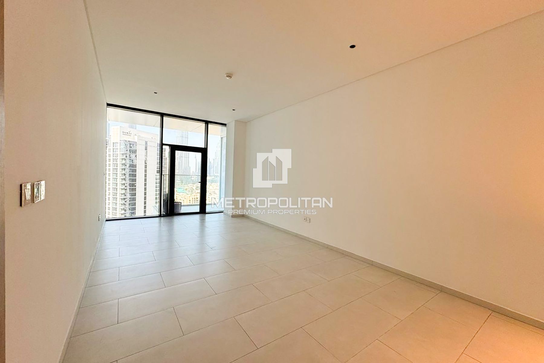 شقة غرفة نوم واحدة للإيجار في الخليج التجاري – MPR-8189 photo-1