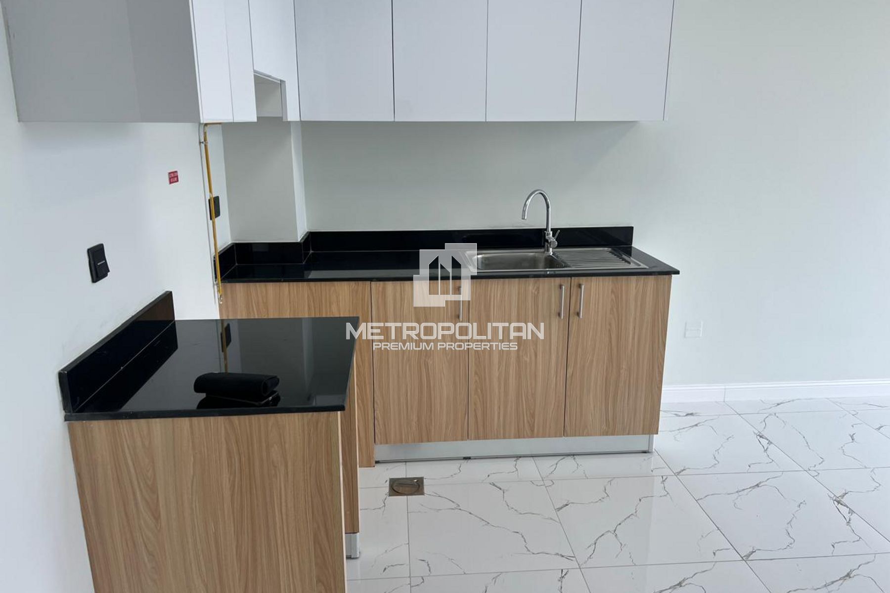 شقة 2 غرفة نوم للإيجار في وسط جبل علي – MPR-8199 photo-4