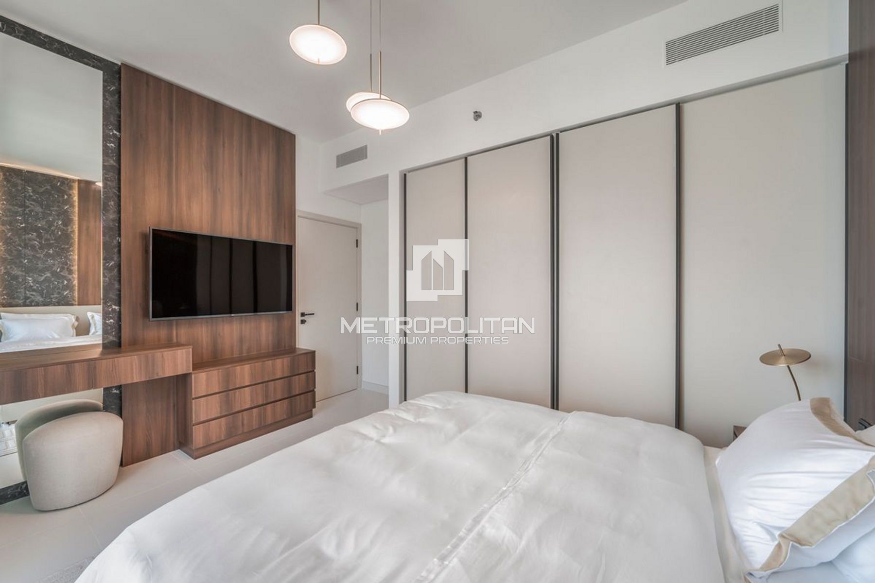 Image - Marina Vista Tower 1, Dubai Harbour, Dubai | Project - Appartement