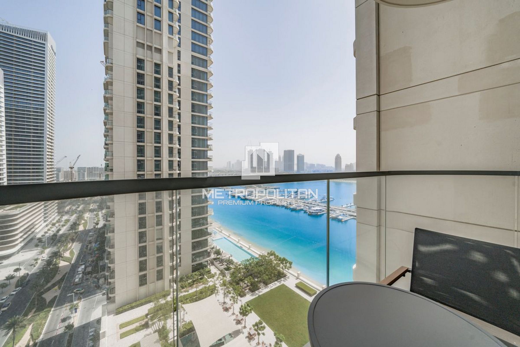 Image - Marina Vista Tower 1, Dubai Harbour, Dubai | Project - Appartement