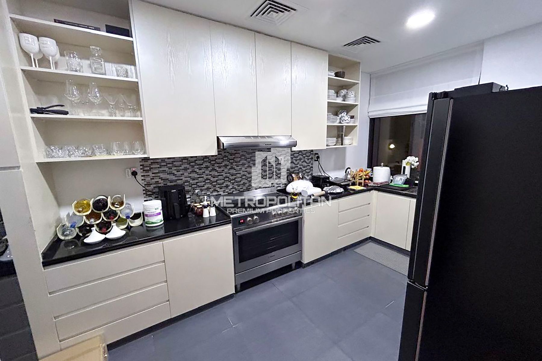 3-комнатная вилла для аренды в DAMAC Hills – MPR-8234 photo-11