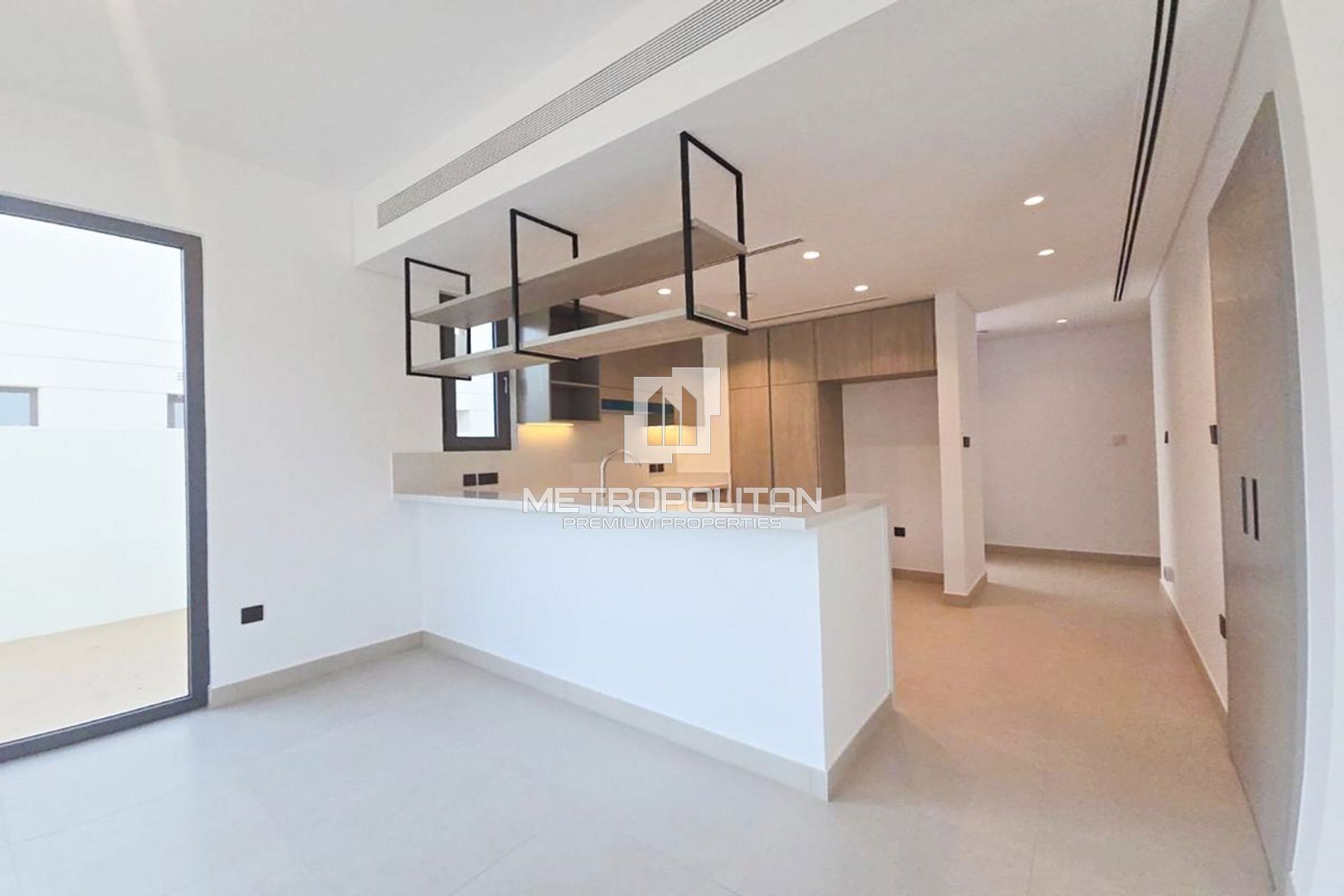 3-комнатная вилла в аренду в Tilal Al Ghaf – MPR-8240 photo-5