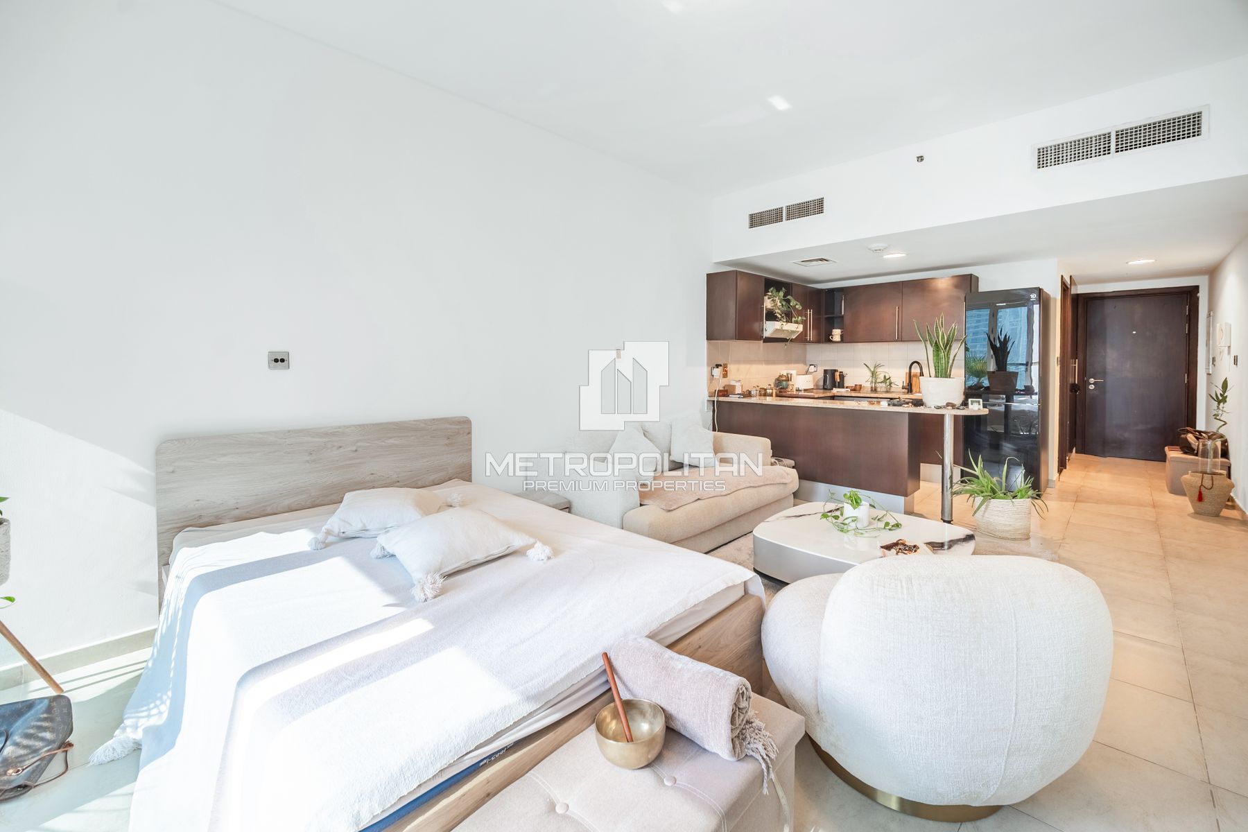 Студия для аренды в Jumeirah Lake Towers – MPR-8276 photo-1